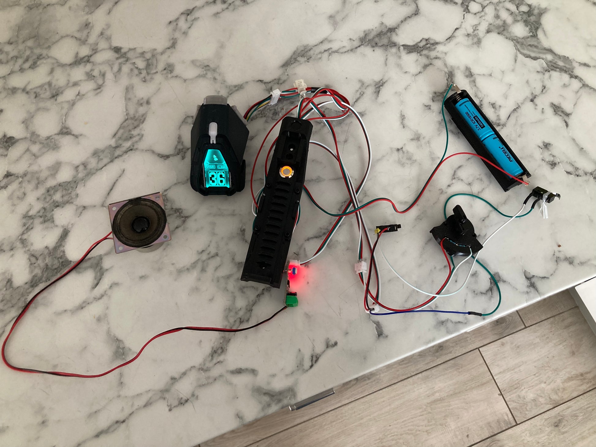 MA5D-Assault Rifle Inspired Prop – 3D Printed DIY Kit with Electronics