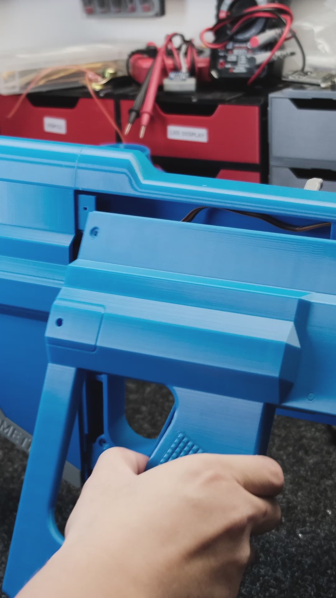 Halo:CE Assault Rifle Inspired Prop – 3D Printed DIY Kit with Electronics